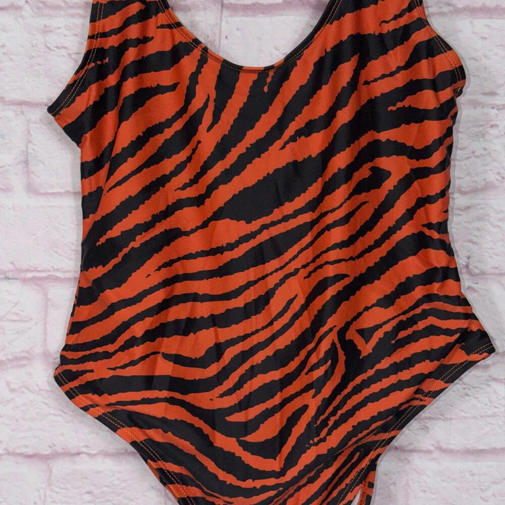 Missguided Tiger Print One-Piece Swimsuit Size 8 - Picture 2 of 6